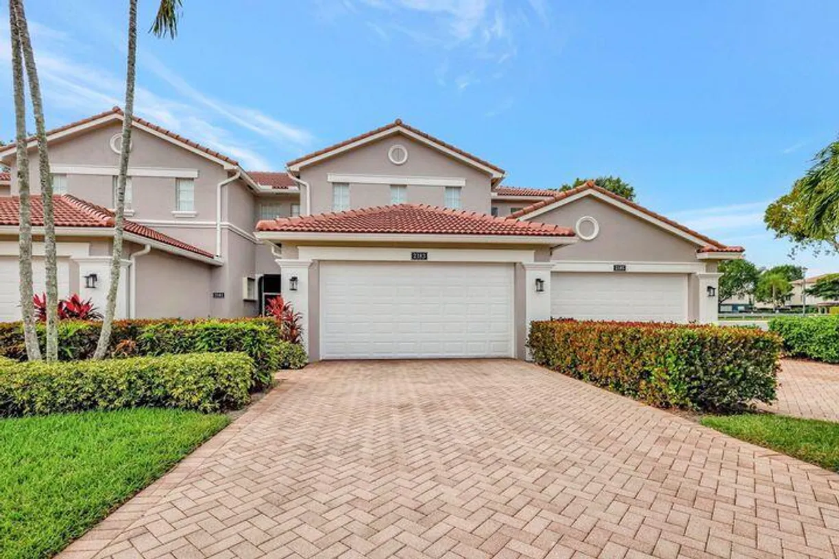 South Florida Real Estate | View 2183 Wingate Bnd Bend | 3 Beds, 2 Baths