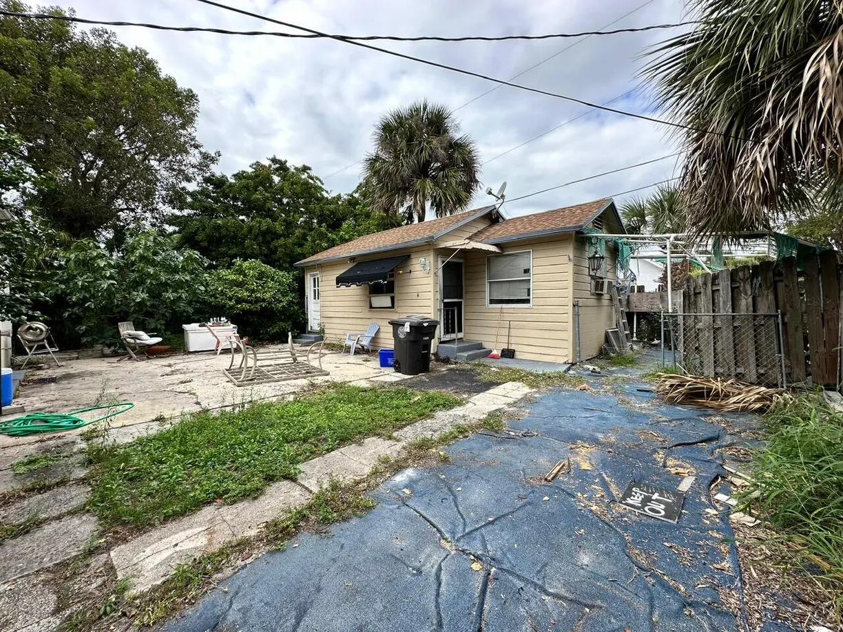 South Florida Real Estate | View 523 48th Street | Listing