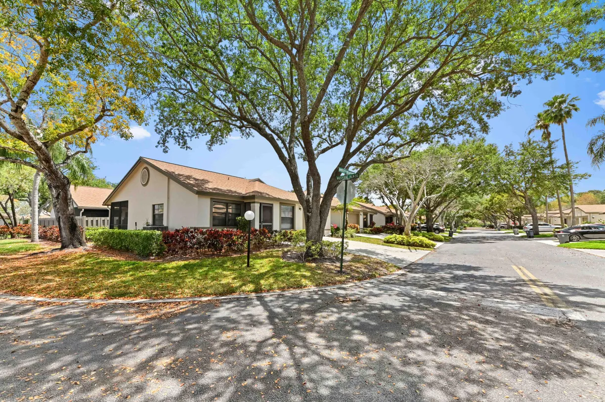South Florida Real Estate | View 18538 Breezy Palm Way | Listing
