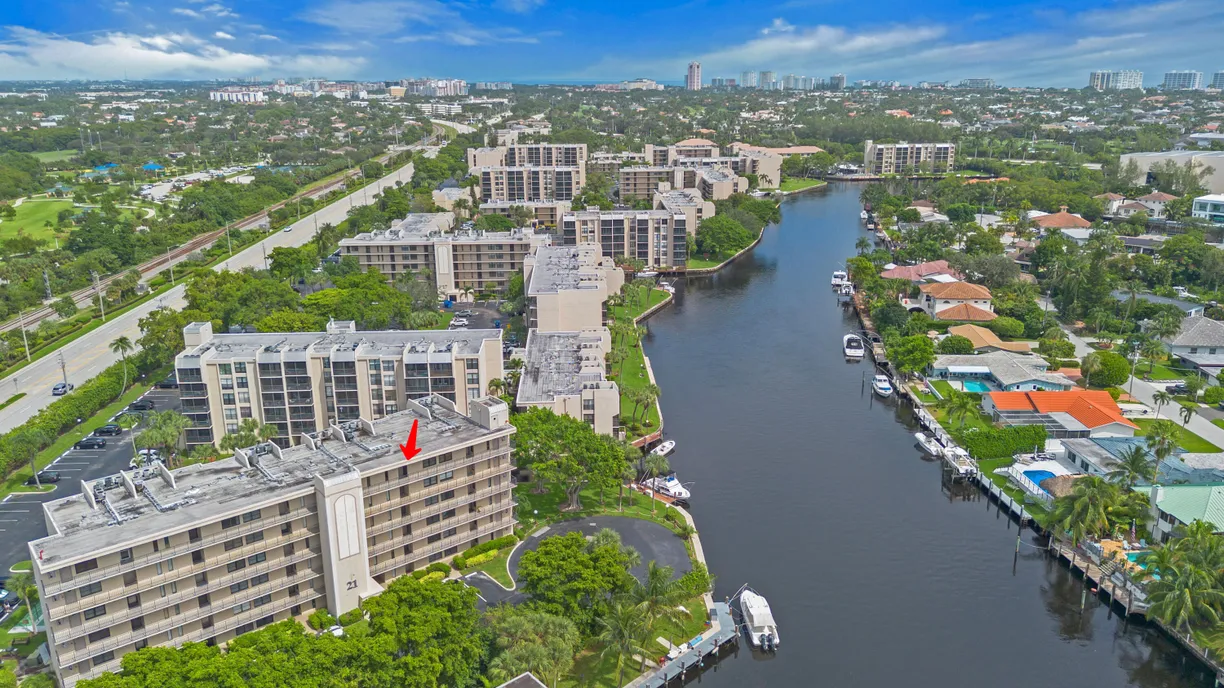 South Florida Real Estate | View 21 Royal Palm Way, 605 | 2 Beds, 2 Baths