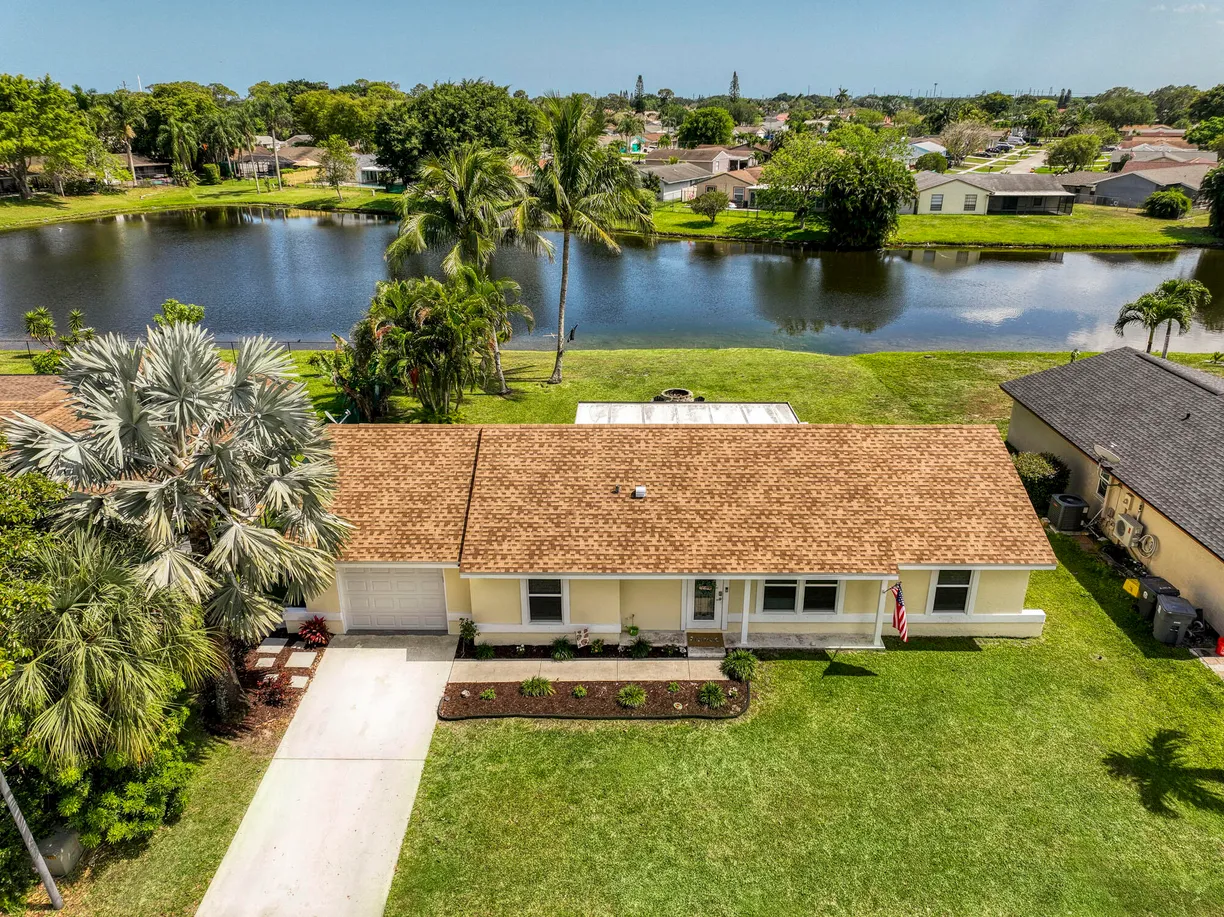 South Florida Real Estate | View 5330 Steven Road | 2 Beds, 2 Baths