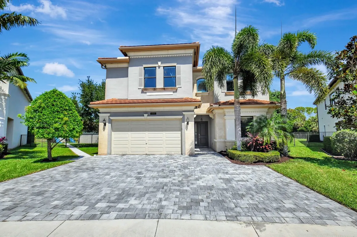 South Florida Real Estate | View 9595 Eden Roc Court | Listing