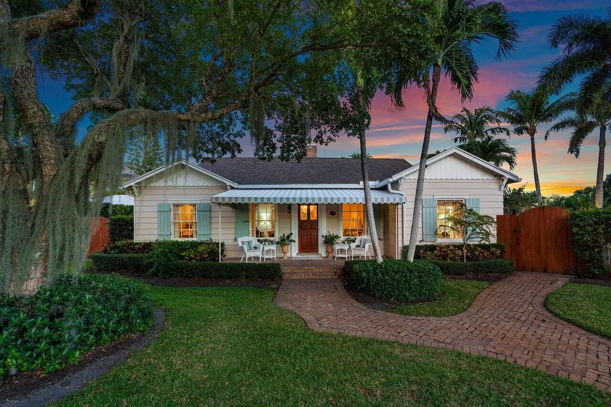 South Florida Real Estate | View 521 N Swinton Avenue | 4 Beds, 3 Baths
