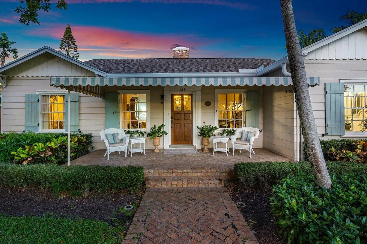 South Florida Real Estate | View 521 N Swinton Avenue | Listing