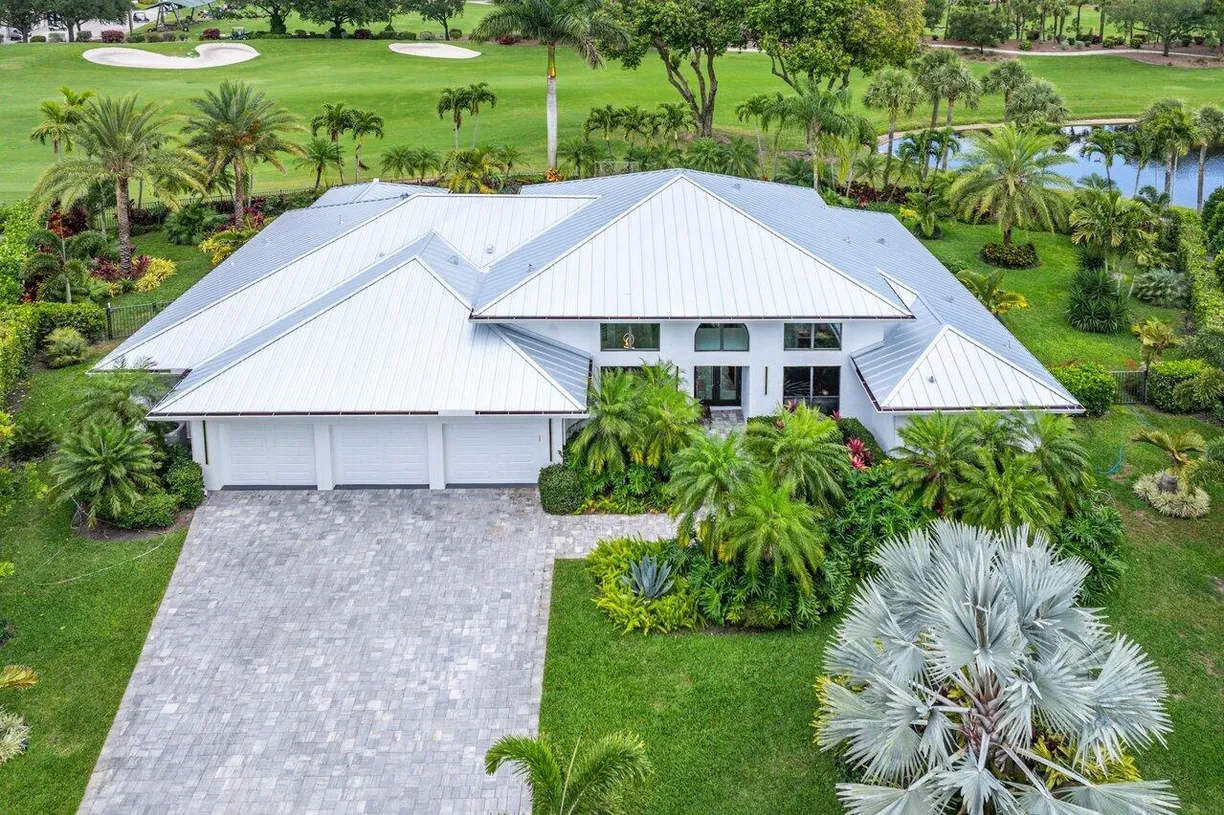 South Florida Real Estate | View 4837 Tallowwood Lane | 3 Beds, 3 Baths