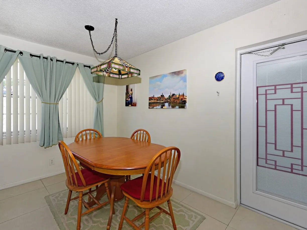 South Florida Real Estate | View 45 Farnham B | Listing