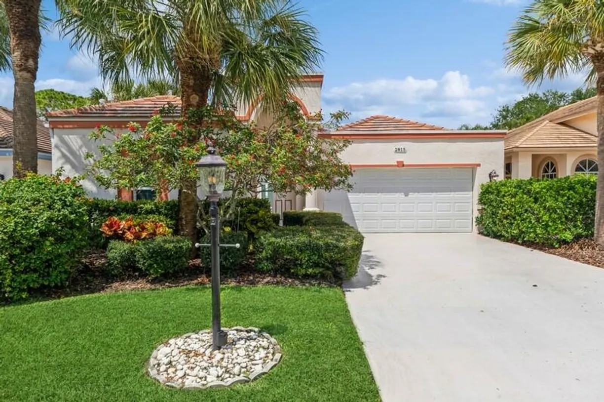 South Florida Real Estate | View 2815 N Clearbrook Circle | 4 Beds, 3 Baths