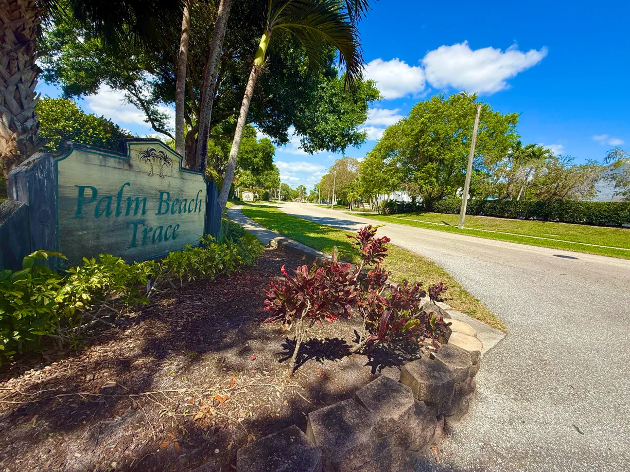 South Florida Real Estate | View 208 Palm Beach Trace Drive | Listing