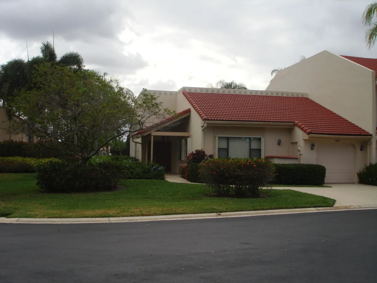 South Florida Real Estate | View 707 Windermere Way | Listing