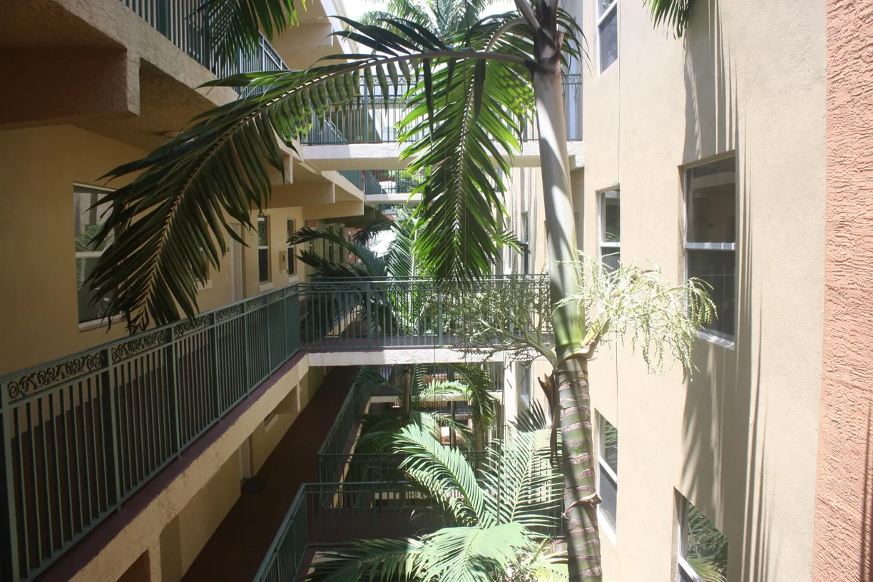 South Florida Real Estate | View 1610 Presidential Way, 401 | Listing