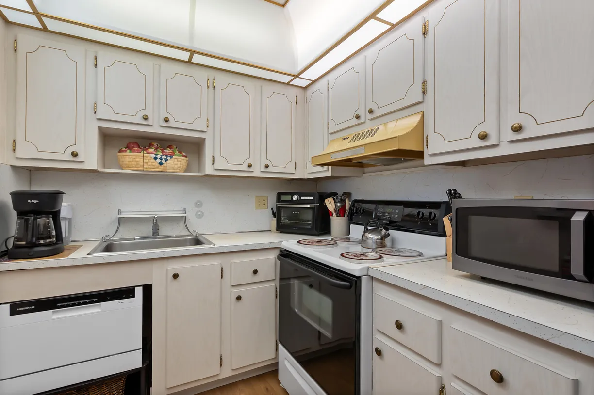 South Florida Real Estate | View 4980 E Sabal Palm Boulevard, 226 | Listing