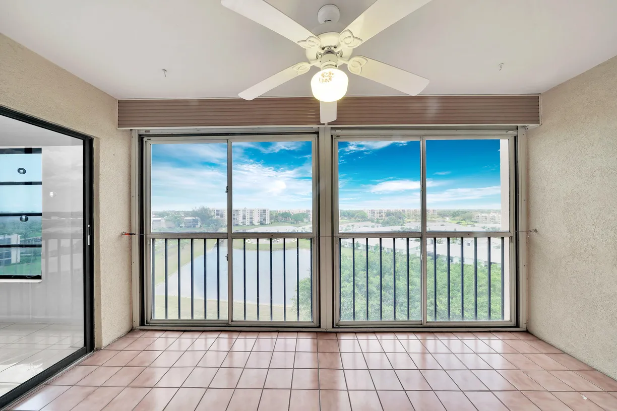 South Florida Real Estate | View 7076 Huntington Lane, 803 | Listing