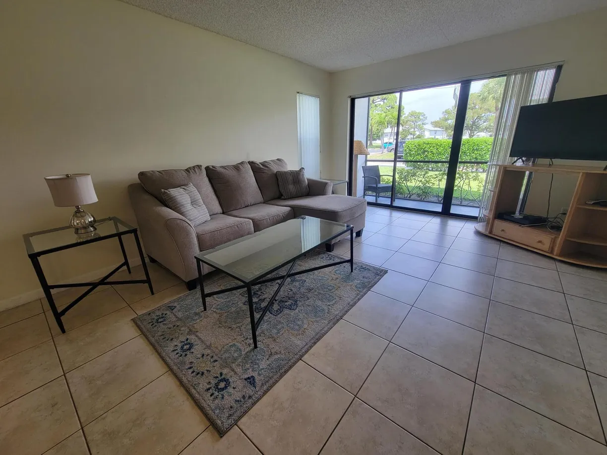 South Florida Real Estate | View 3652 Alder Drive, B1 | Listing