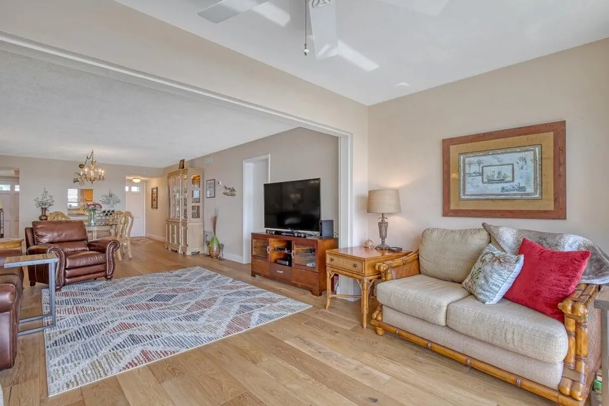 South Florida Real Estate | View 52 Yacht Club Drive, 406 | Listing