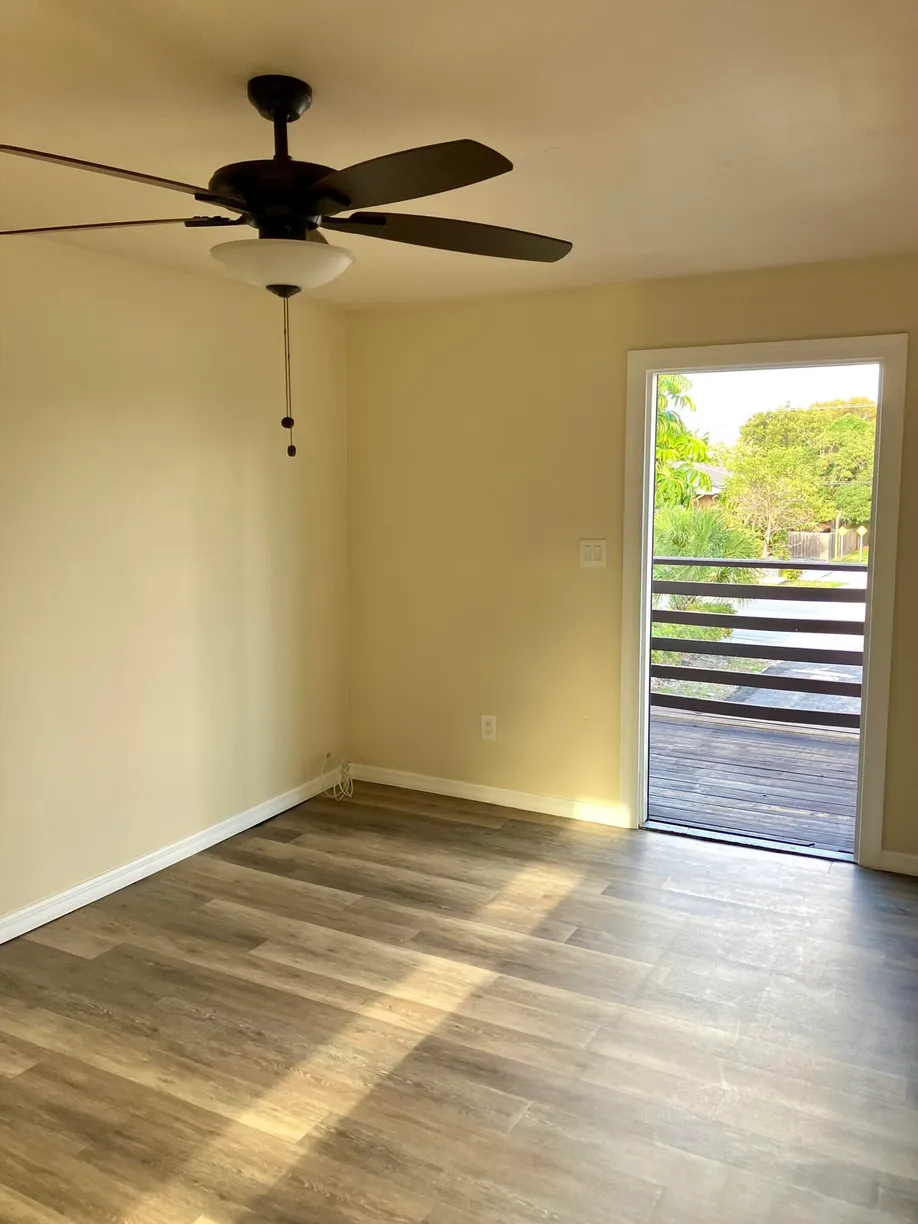 South Florida Real Estate | View 729 N A 1 Street, 3 | 1 Bed, 1 Bath