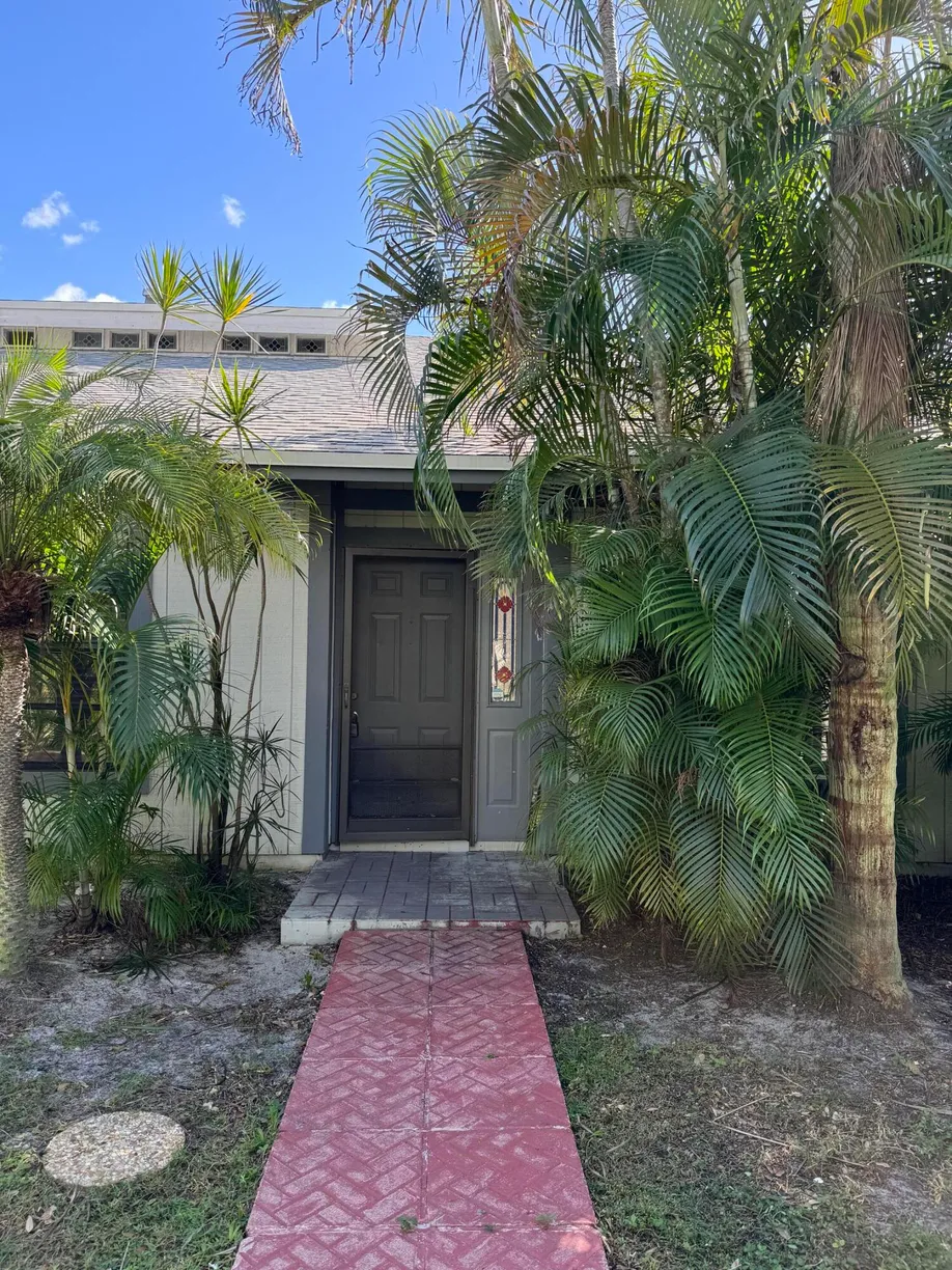 South Florida Real Estate | View 429 N Cypress Drive, C | 2 Beds, 2 Baths