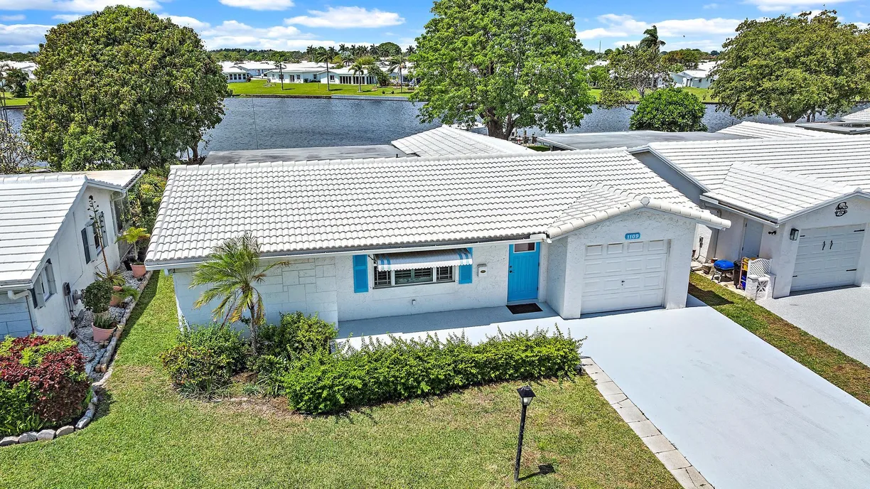 South Florida Real Estate | View 1109 Florentine Way | 2 Beds, 2 Baths