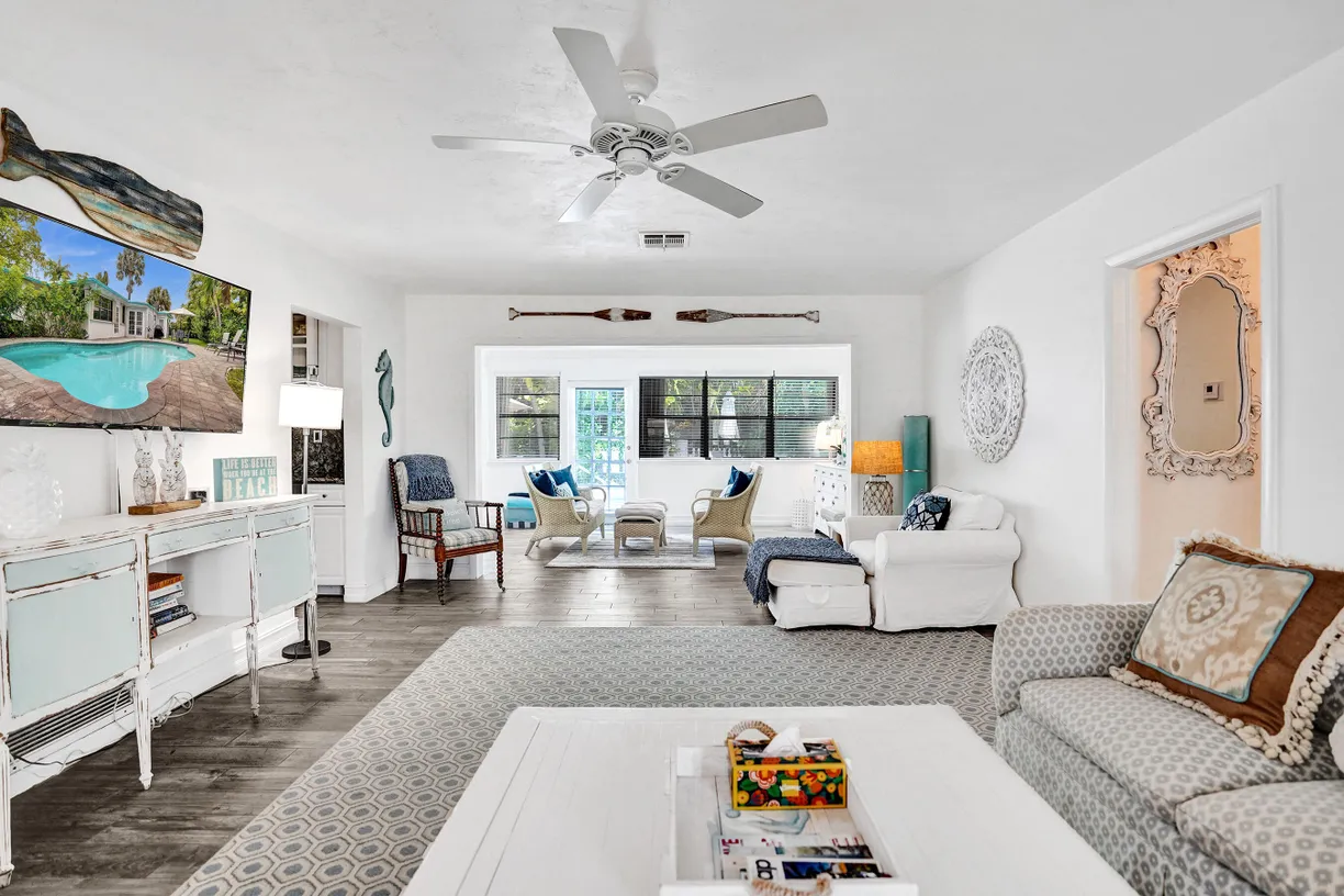 South Florida Real Estate | View 107 N Swinton Circle | Listing