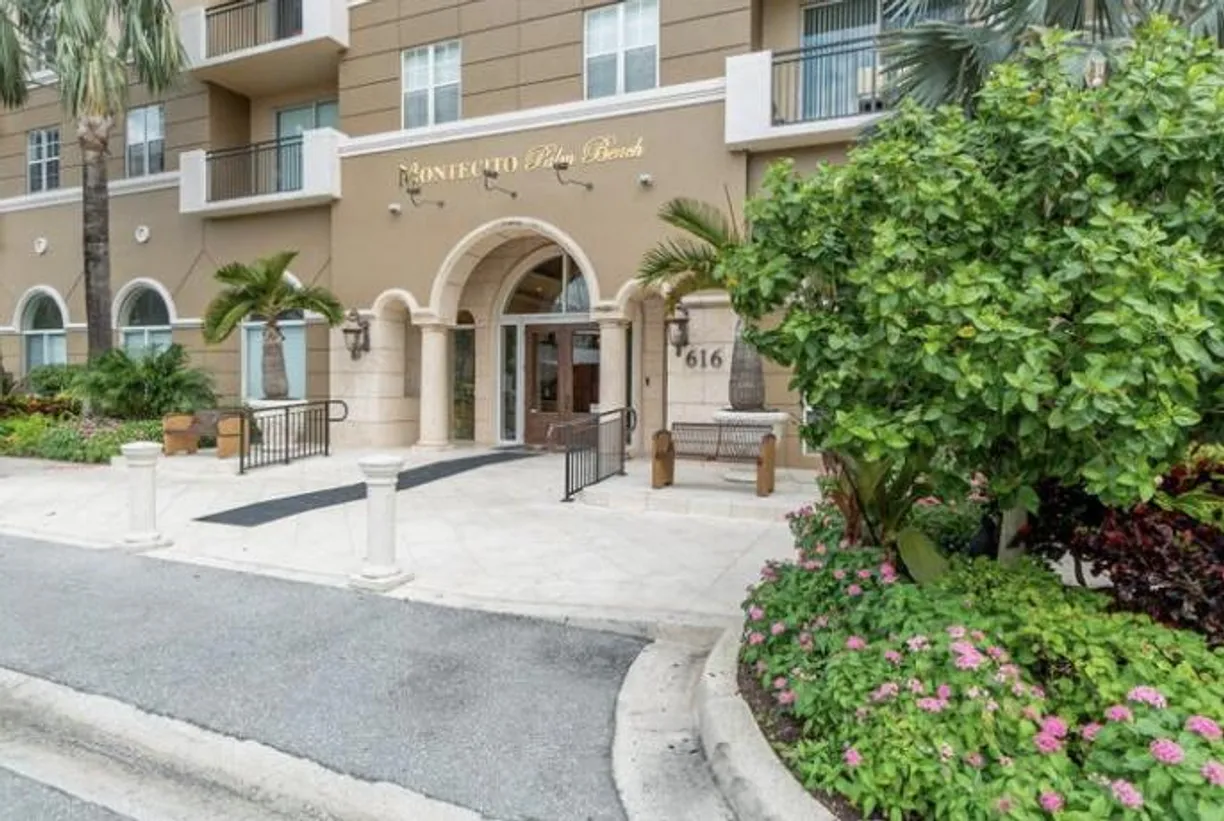 South Florida Real Estate | View 616 Clearwater Park Road, 603 | 1 Bed, 1 Bath