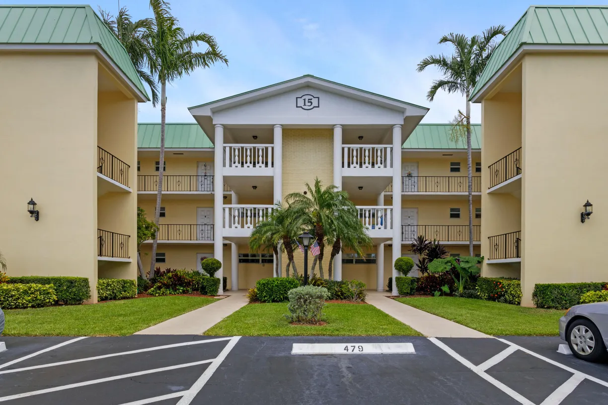 South Florida Real Estate | View 15 Colonial Club Drive, 100 | 2 Beds, 2 Baths
