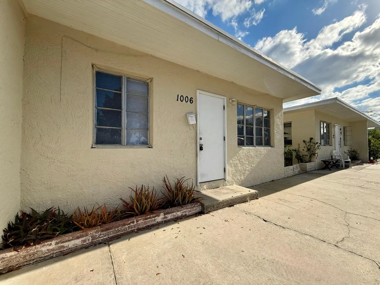 South Florida Real Estate | View 1006 2nd Avenue | 1 Bed, 1 Bath