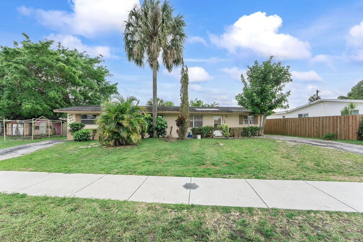 South Florida Real Estate | View 6960 SW 19th Court, 1-2