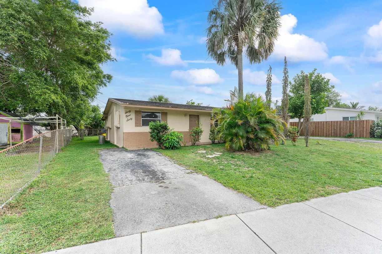 South Florida Real Estate | View 6960 SW 19th Court, 1-2 | Listing