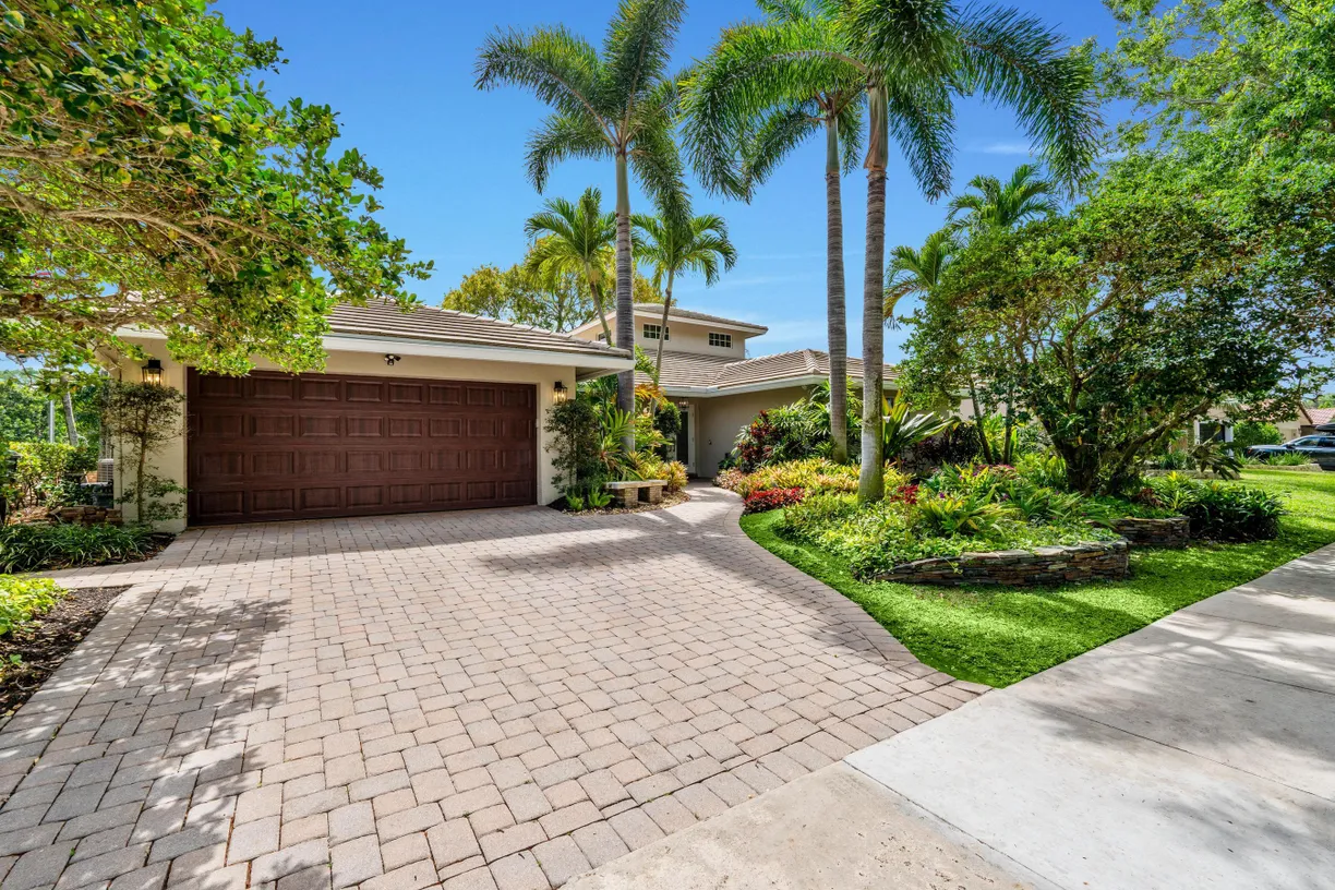 South Florida Real Estate | View 3518 Pine Haven Circle | Listing