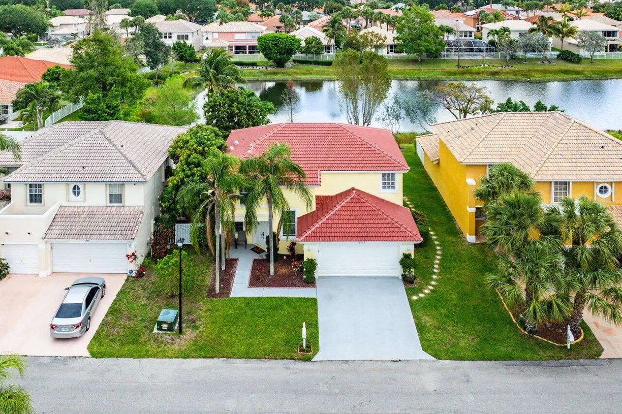 South Florida Real Estate | View 139 Citrus Park Circle | 4 Beds, 3 Baths