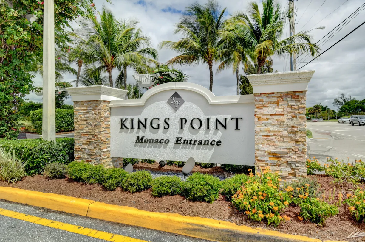 South Florida Real Estate | View 152 Burgundy D, 152 | 1 Bed, 1 Bath