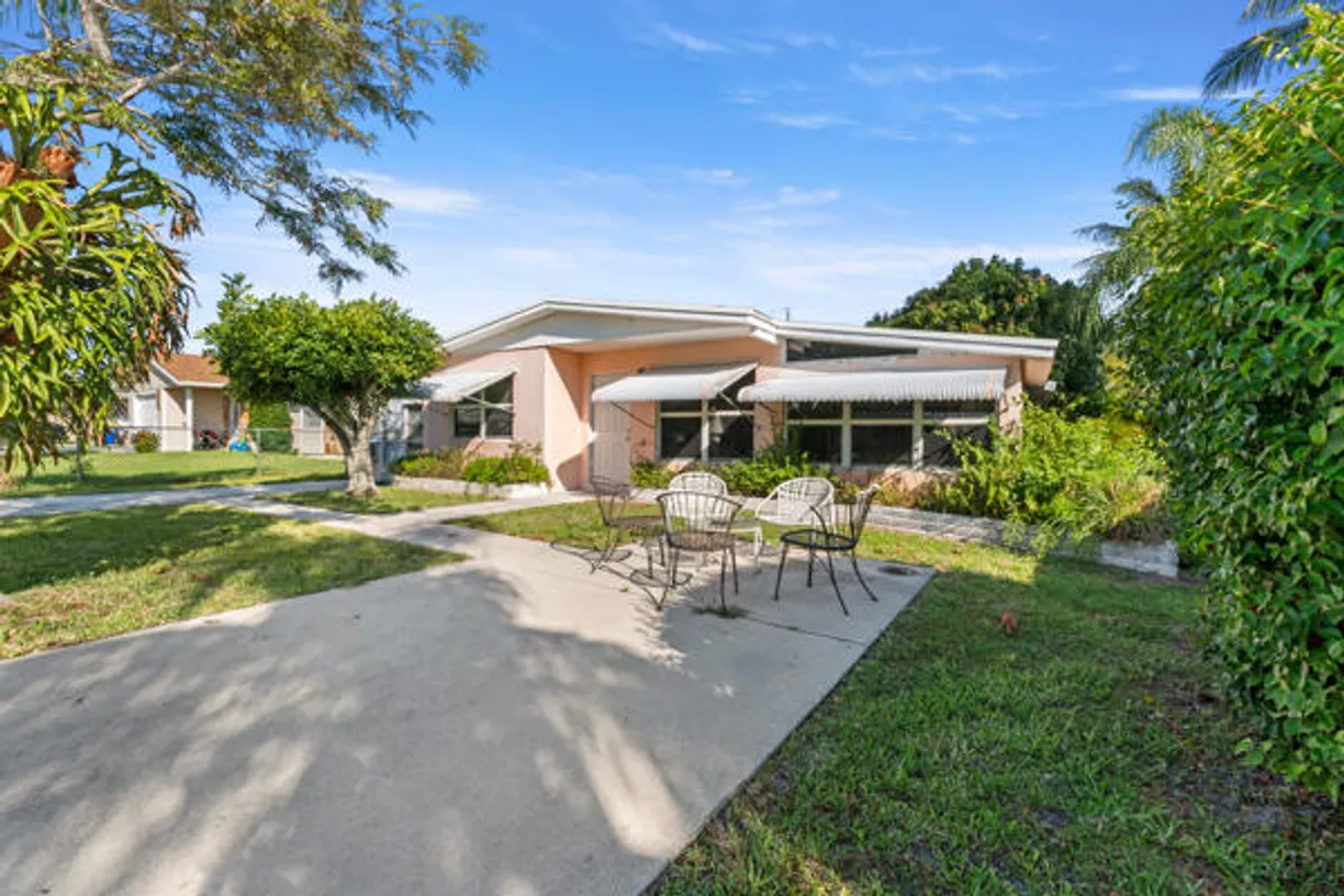 South Florida Real Estate | View 3027 SE Orchid Street | Listing