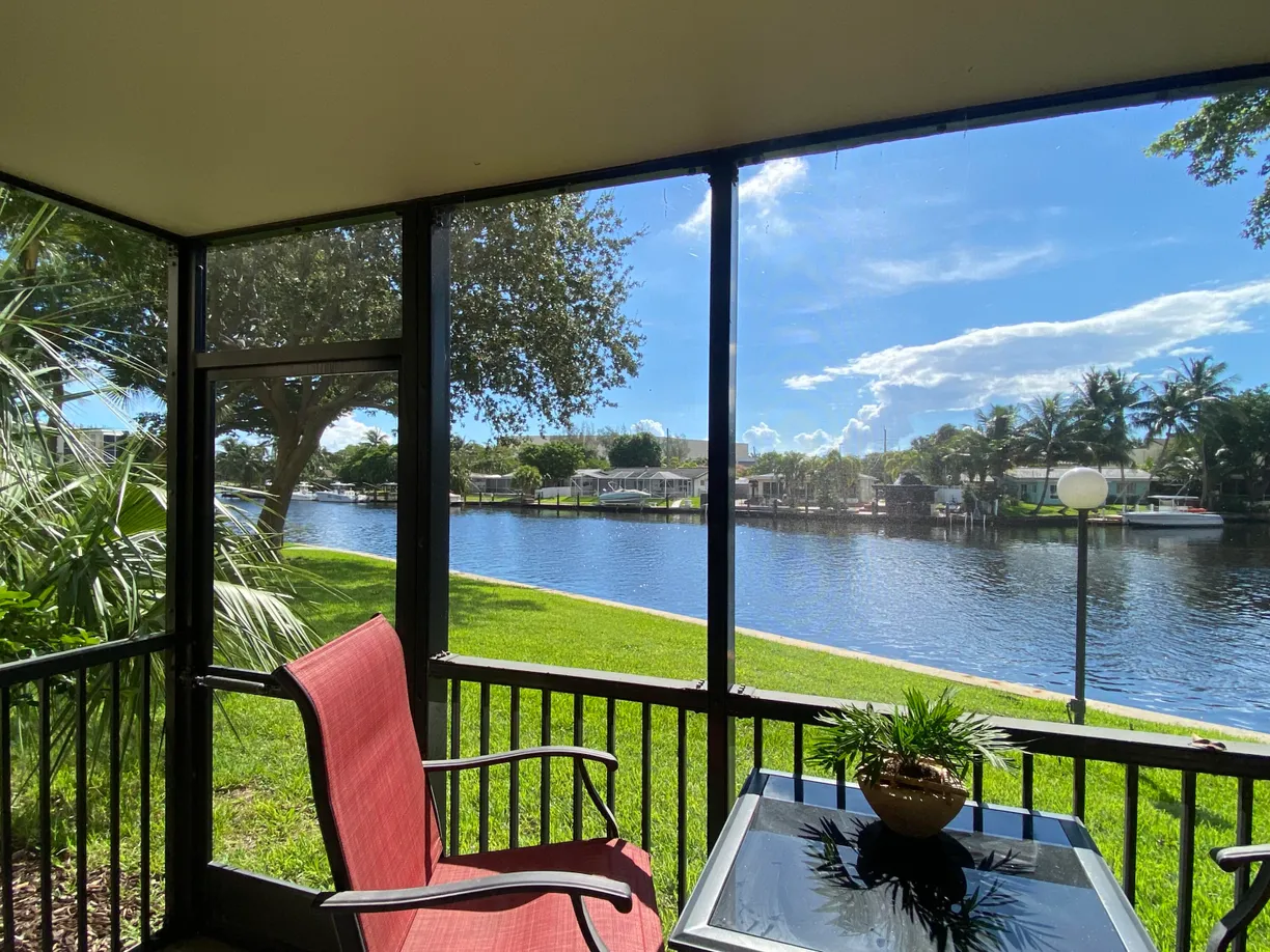South Florida Real Estate | View 14 Royal Palm Way, 106 | 2 Beds, 2 Baths