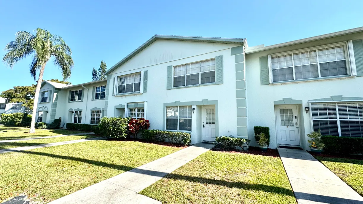 South Florida Real Estate | View 3700 Savoy Lane, E | 3 Beds, 2 Baths