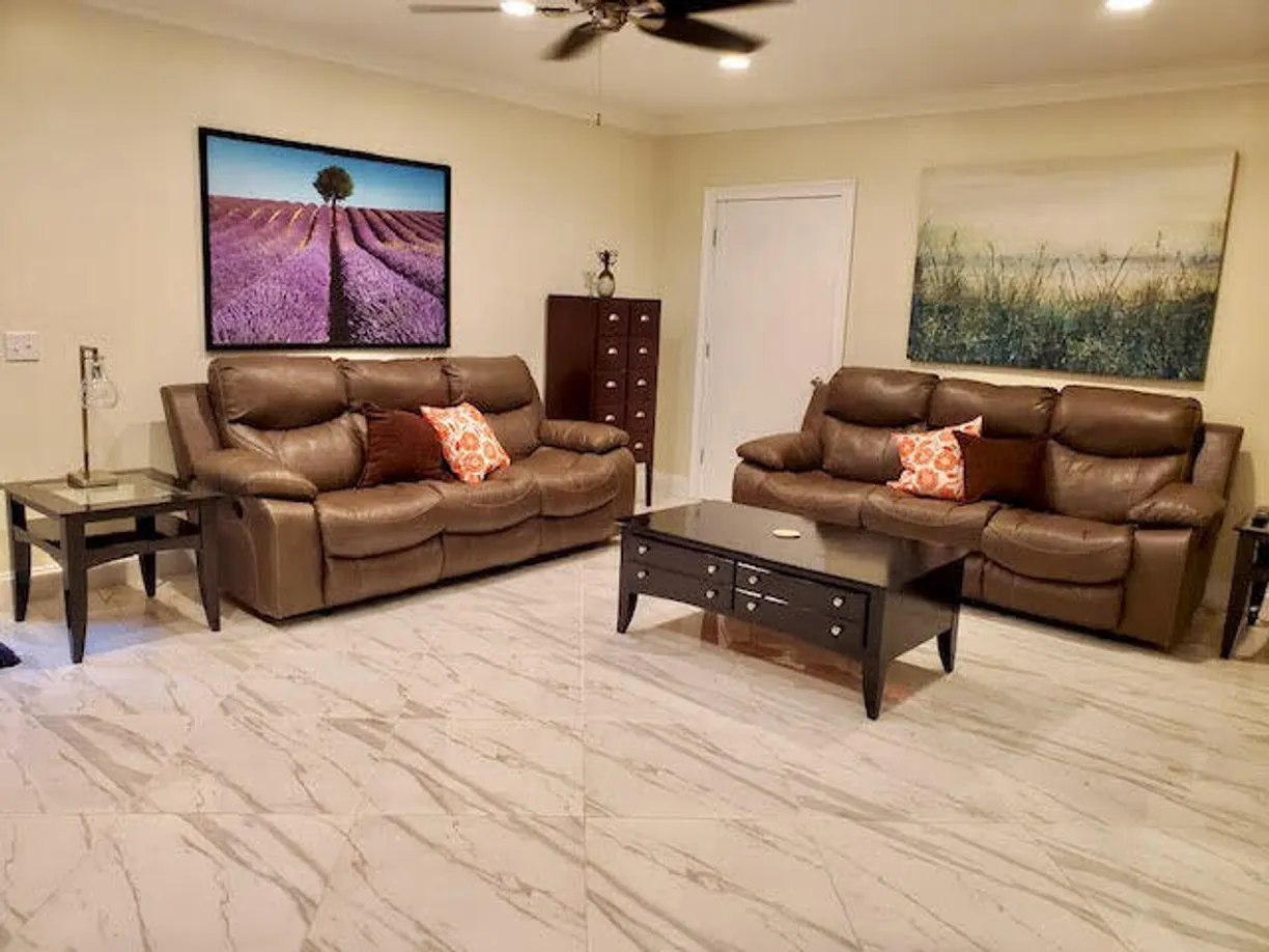 South Florida Real Estate | View 708 Rambling Drive Circle, ~ Cottage | Listing