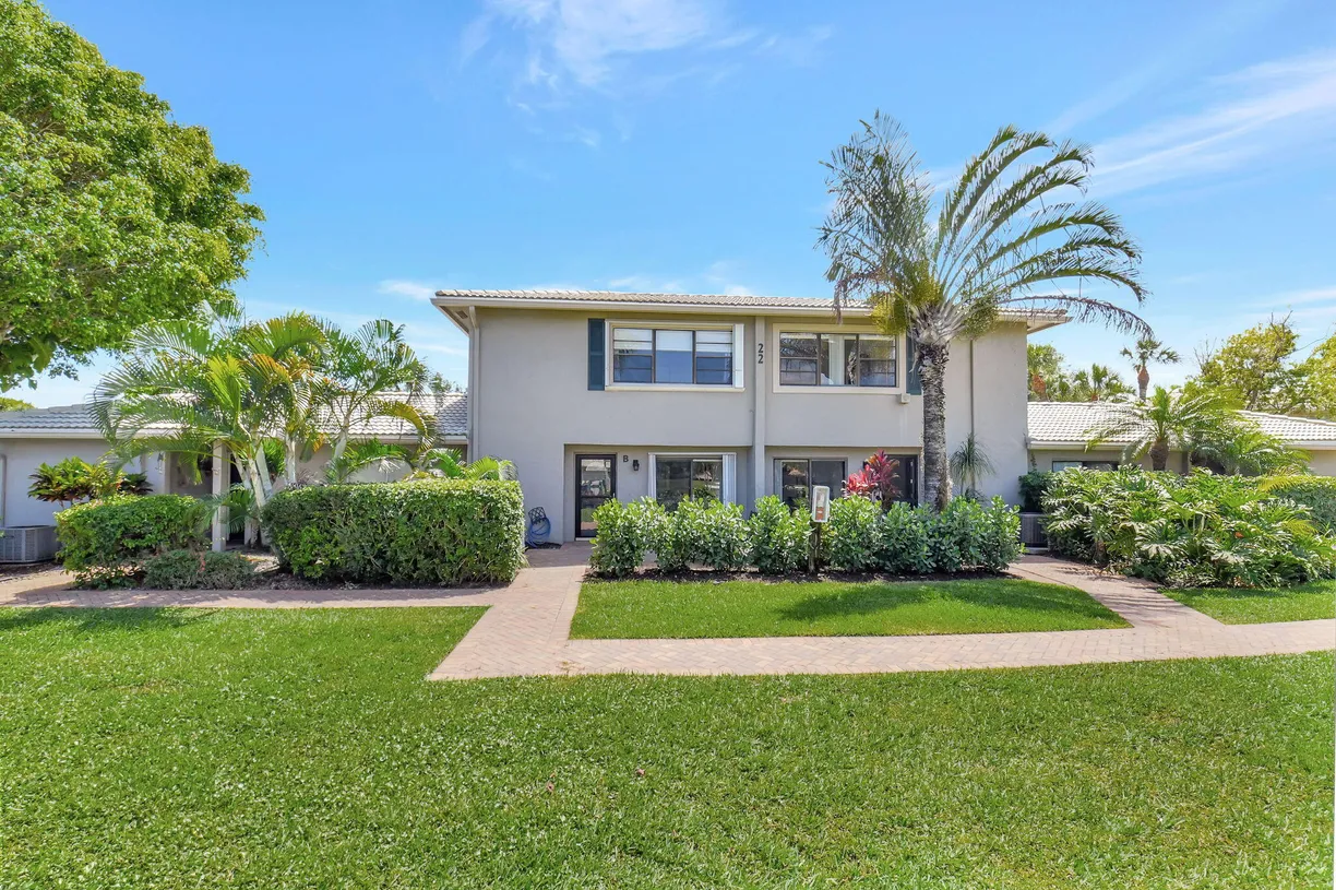 South Florida Real Estate | View 22 Stratford Drive, C | 2 Beds, 2 Baths
