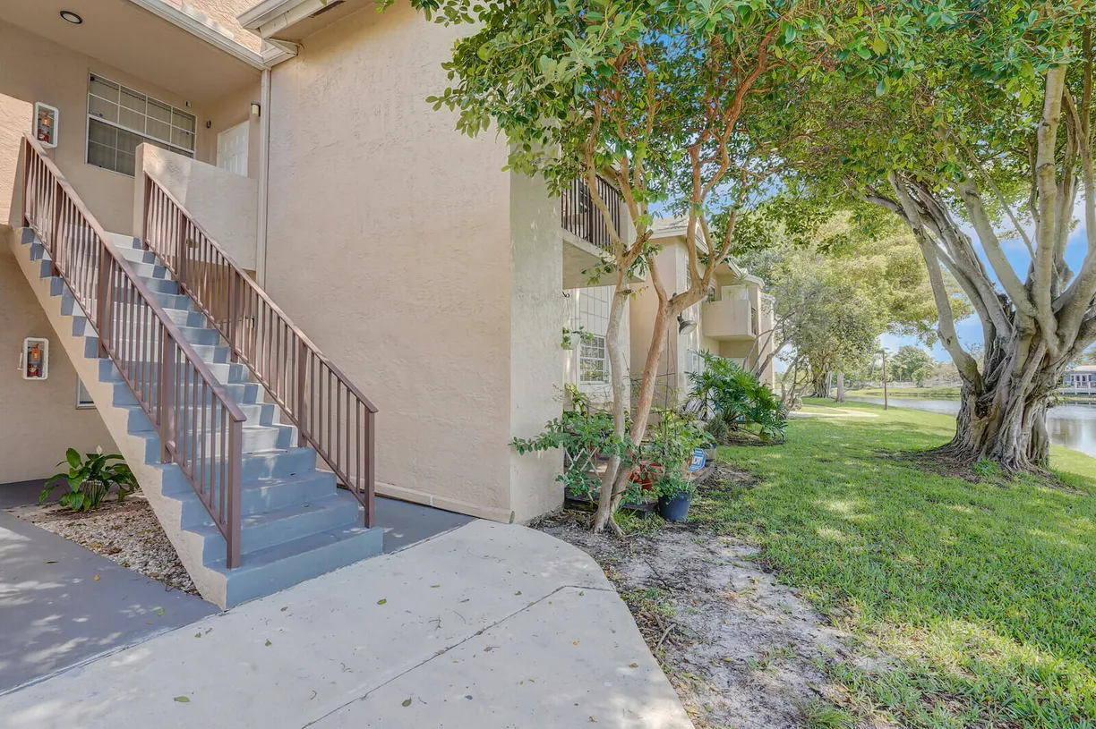 South Florida Real Estate | View 1971 NW 96th Terrace, 9l | 2 Beds, 2 Baths