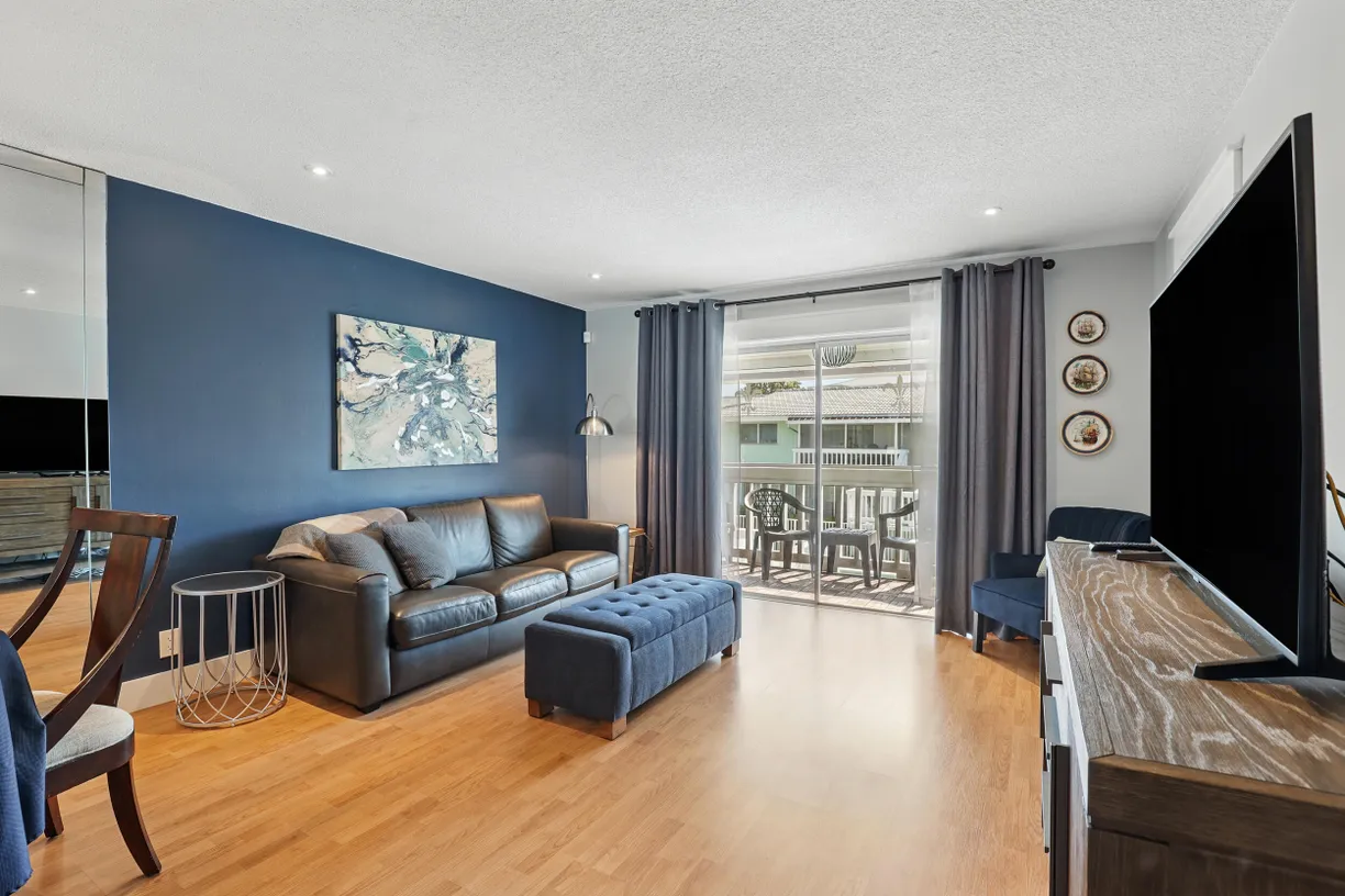 South Florida Real Estate | View 322 N Federal Highway, 240 | Listing
