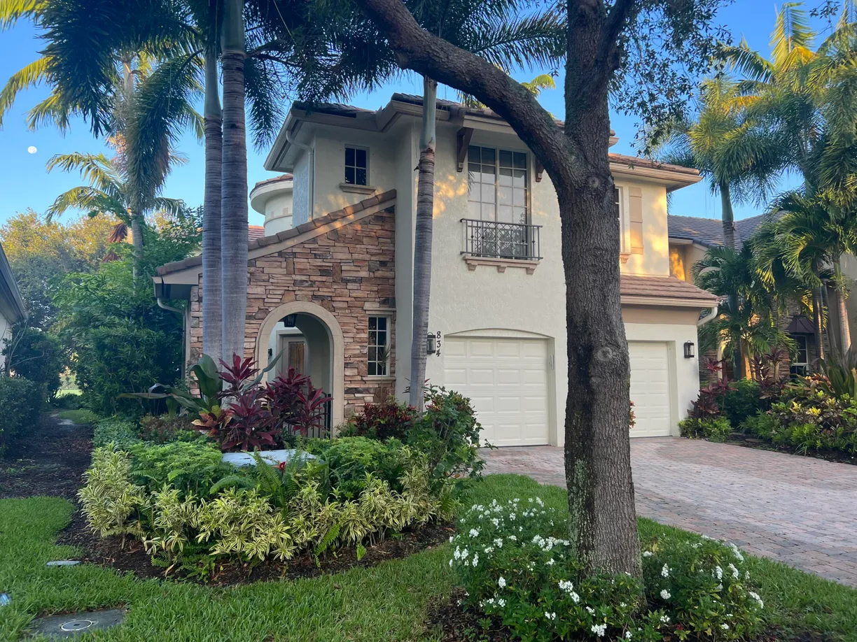 South Florida Real Estate | View 834 Madison Court | 3 Beds, 2 Baths