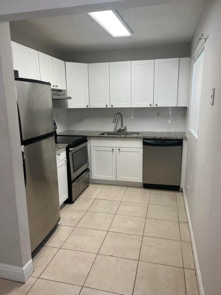 South Florida Real Estate | View 420 Meadows Circle | 2 Beds, 2 Baths