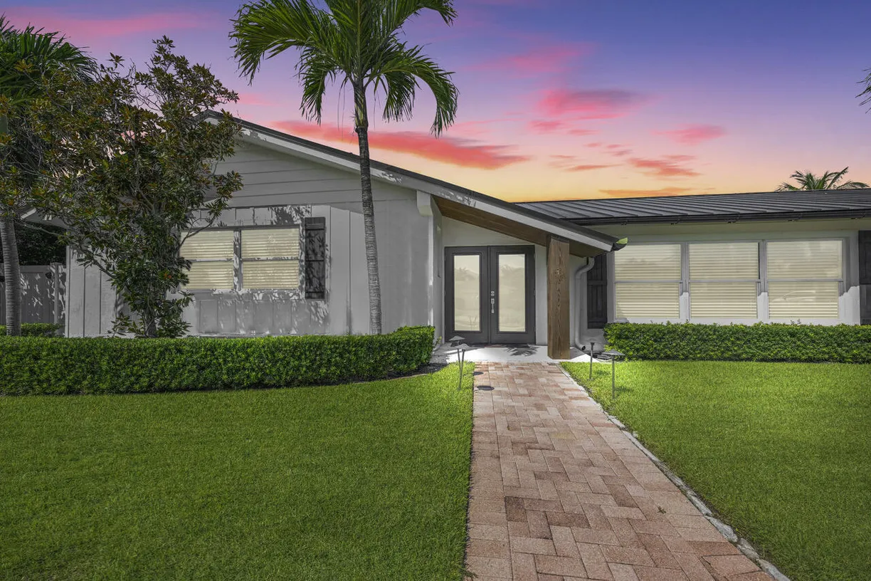 South Florida Real Estate | View 206 Colony Road | Listing