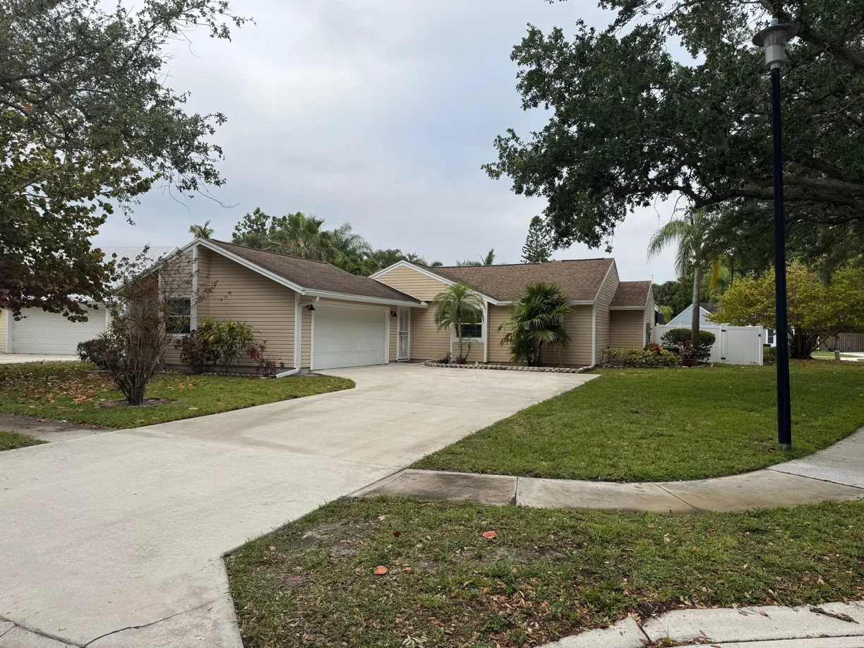 South Florida Real Estate | View 18293 Jupiter Landings Drive | 3 Beds, 2 Baths