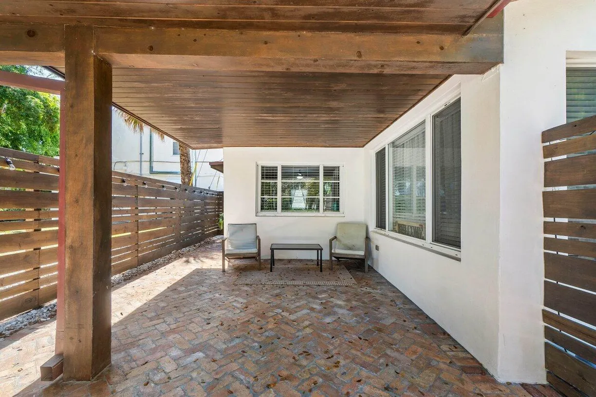 South Florida Real Estate | View 706 Sunset Road, C | Listing