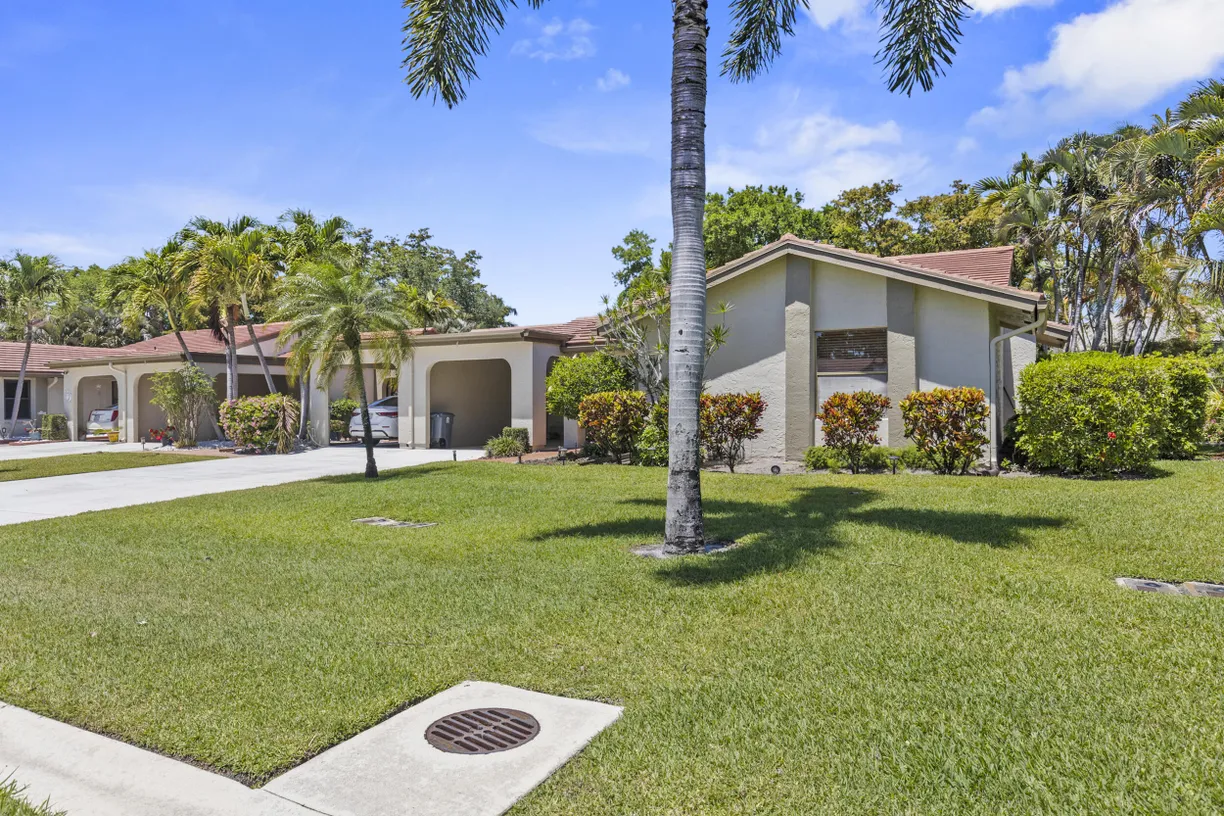 South Florida Real Estate | View 5992 Forest Grove Drive, 4 | Listing