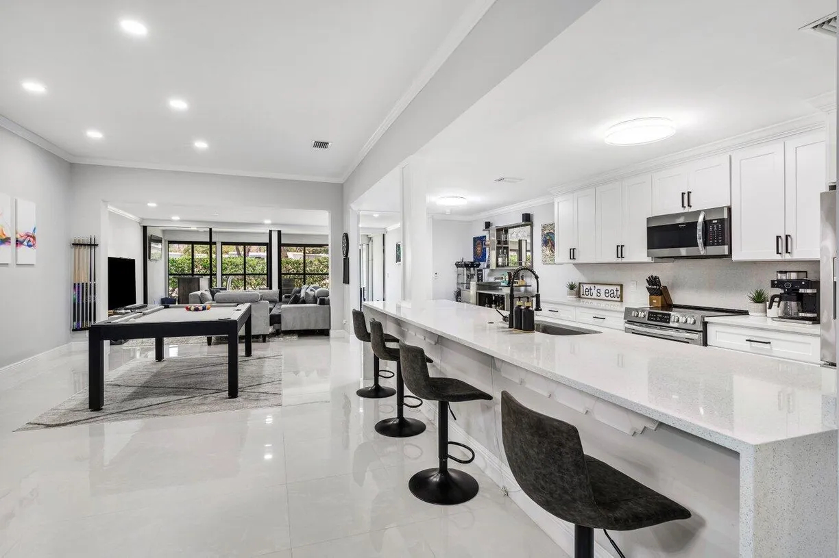 South Florida Real Estate | View 6727 Palermo Way | 3 Beds, 2 Baths