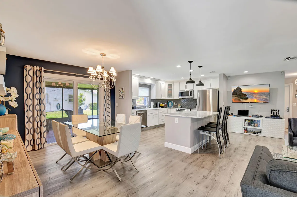 South Florida Real Estate | View 6122 Overland Place | 2 Beds, 2 Baths