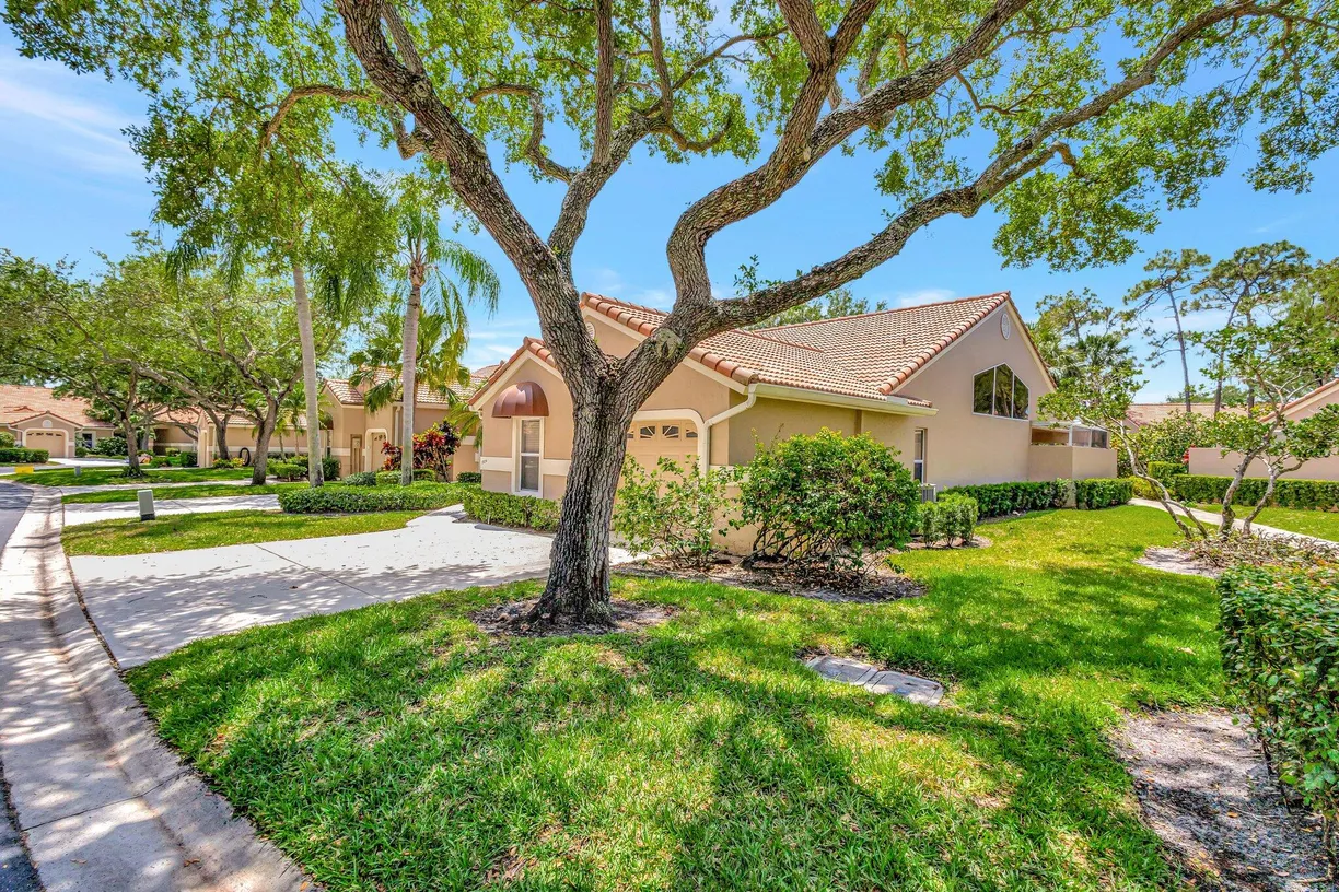 South Florida Real Estate | View 1904 Rosewood Way | Listing