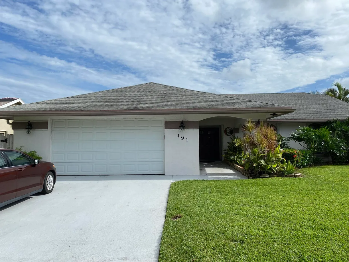 South Florida Real Estate | View 191 Parkwood Drive | 3 Beds, 3 Baths
