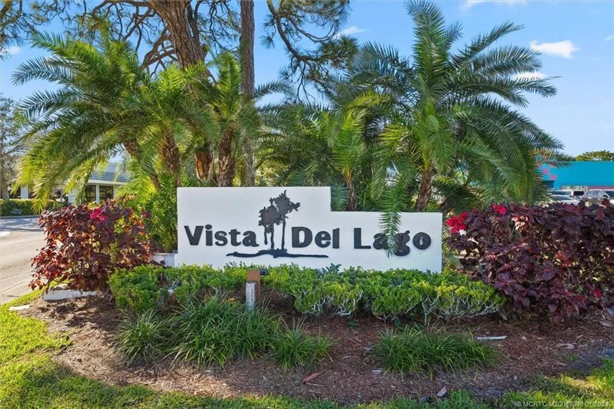 South Florida Real Estate | View 1225 NW 21 Street, 35-3508 | 2 Beds, 2 Baths