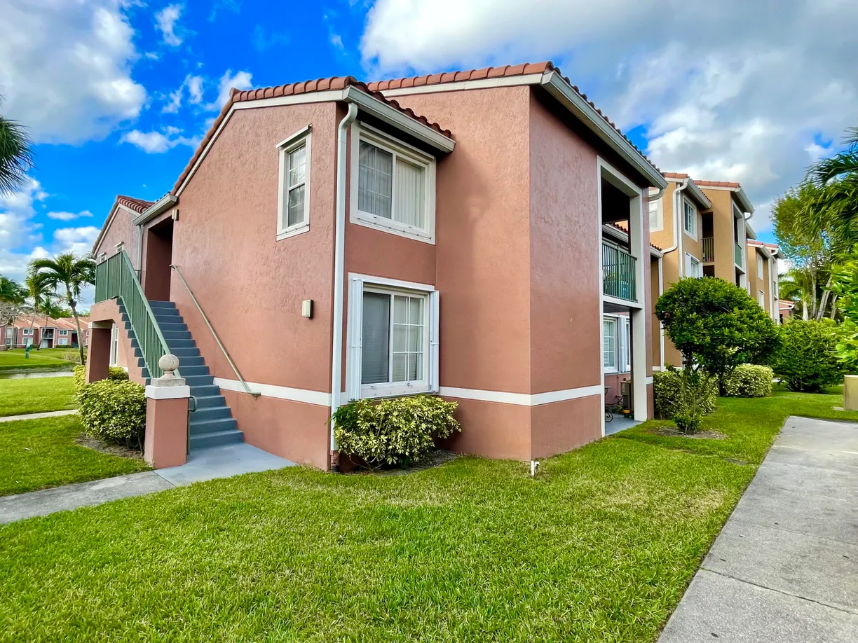 South Florida Real Estate | View 7912 Sonoma Springs Circle, 201 | Listing