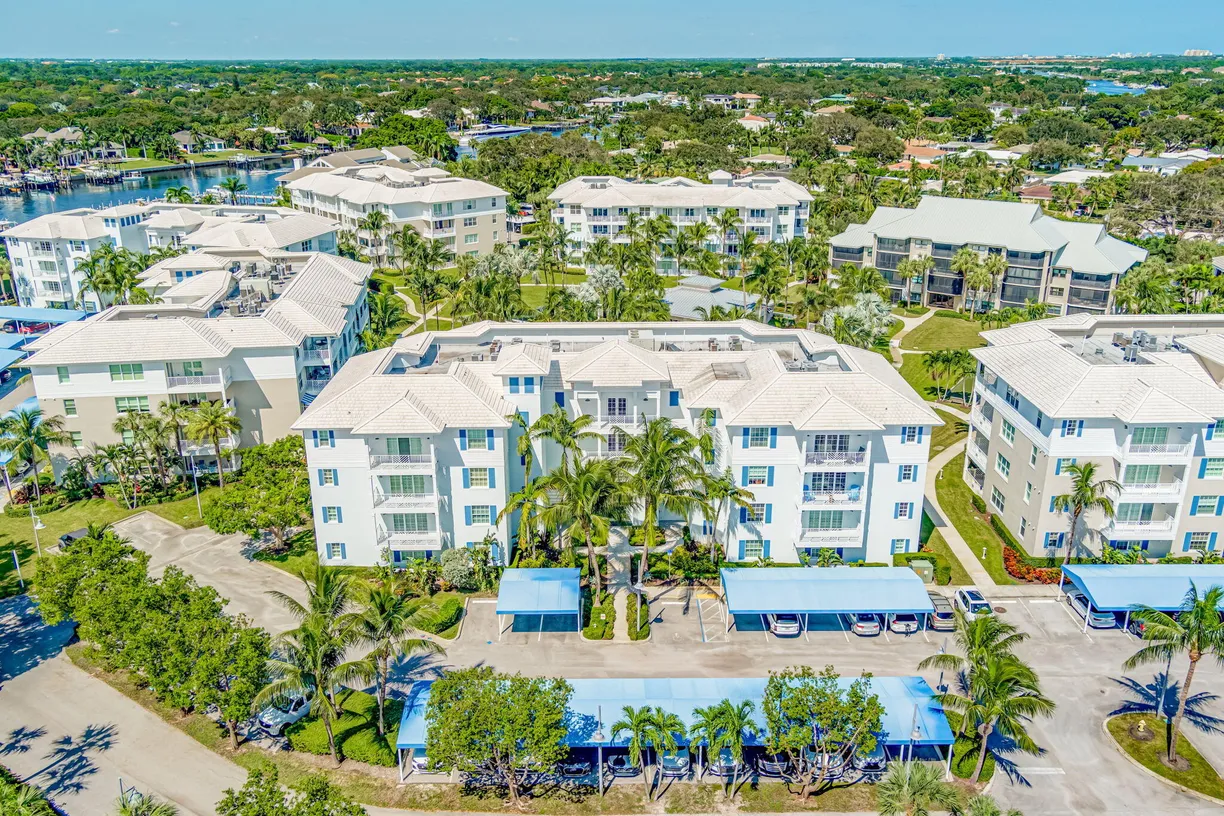 South Florida Real Estate | View 914 Bay Colony Drive | 2 Beds, 2 Baths